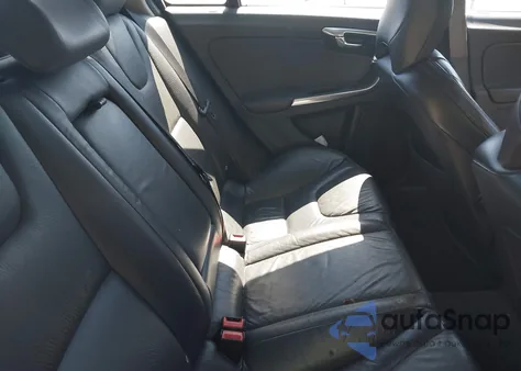 2012 Volvo S60 T5 z USA, uszkodzony, nr VIN YV1622FS6C2134345